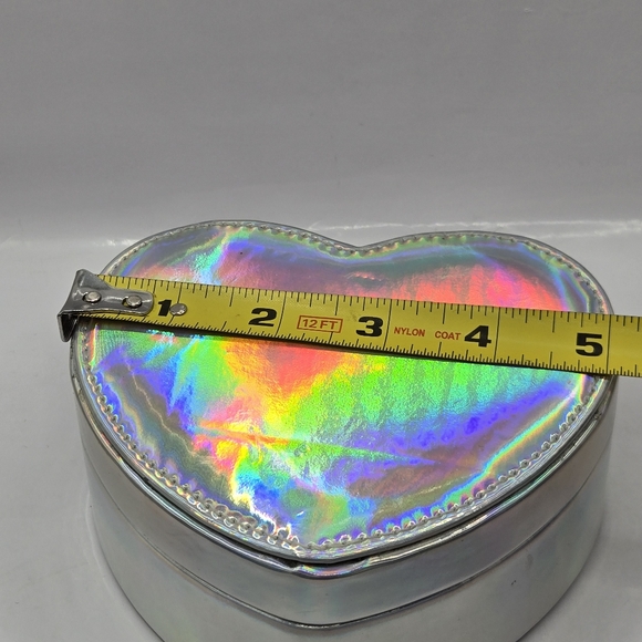 Cupcakes and Cashmere Jewelry Heart Box Organizer Holographic Silver - Picture 14 of 15